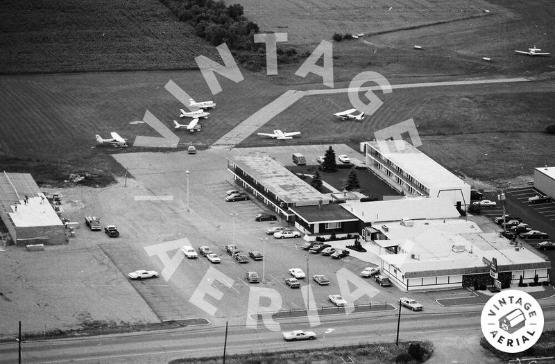 The Pines Country Inn (Pines Country House) - 1984 Aerial - Could Be Restaurant Out Front